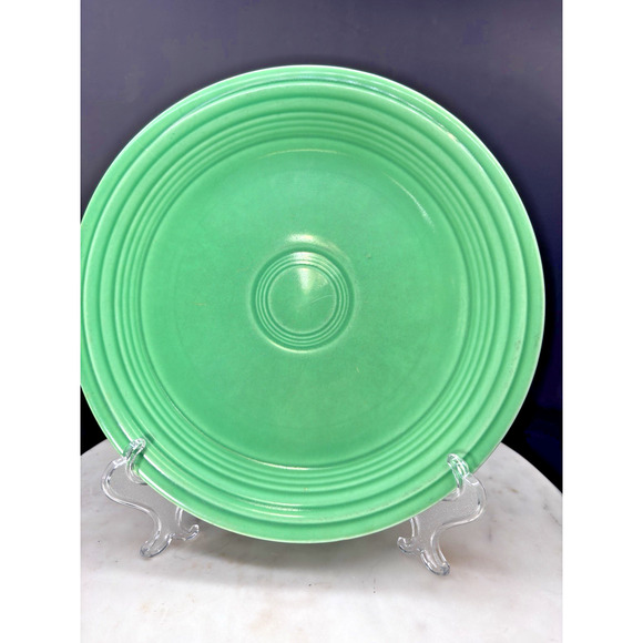 Authentic Vintage Light Green Fiesta Ware Home Laughlin Dinner Plate 9 1/2 " - Picture 1 of 10